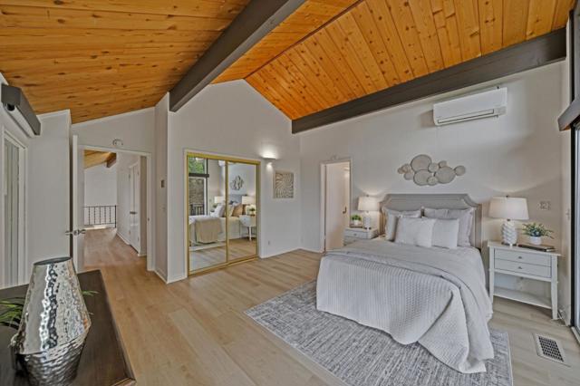 435 Golden Oak Drive, Portola Valley CA: https://media.crmls.org/mediaz/2fa44b3c-a309-4e4b-8704-b691badcc48c.jpg