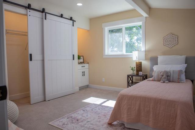 1992 De La Pena Avenue, Santa Clara CA: https://media.crmls.org/mediaz/2fa51c38-1629-407f-9cc5-c1e8023345ee.jpg