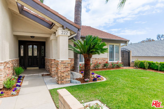 222 Calle Descanso, Walnut CA: https://media.crmls.org/mediaz/2fa58018-2860-4082-b74f-63d7744ea968.jpg
