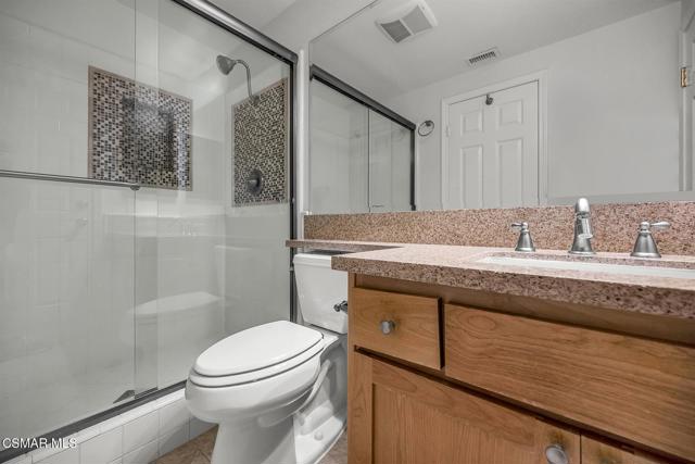 3180 Versaille Court, Thousand Oaks CA: https://media.crmls.org/mediaz/2fa5a4ae-12fb-47dc-8d97-29f2033a0e9b.jpg