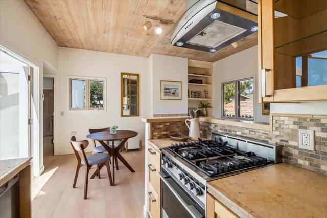 24826 Santa Fe Street, Carmel CA: https://media.crmls.org/mediaz/2fa664a1-444e-420d-a9e5-5196304b6d1e.jpg