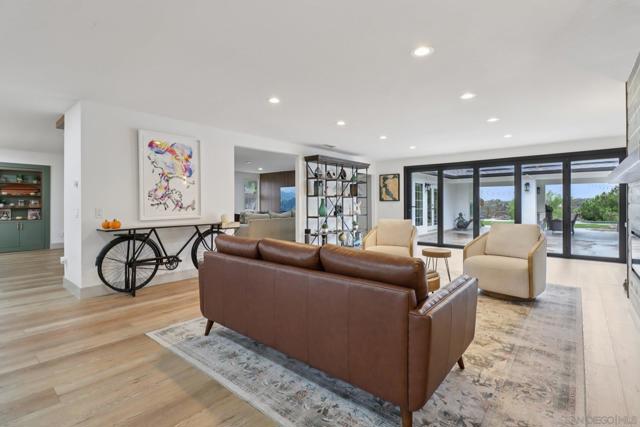 Image 15 of 73 For 43 Corte Maria Ave