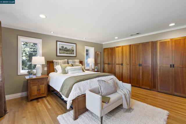 350 Pine Creek Rd, Walnut Creek CA: https://media.crmls.org/mediaz/2fa73224-a11b-42cf-a84d-e6f9fdcac752.jpg