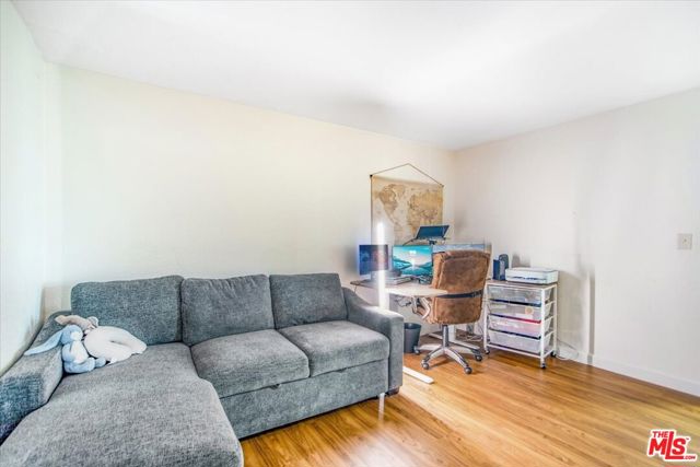 41504 Yancey Lane, Lancaster CA: https://media.crmls.org/mediaz/2fa78b2c-4774-4287-8d09-1e6828f86c41.jpg