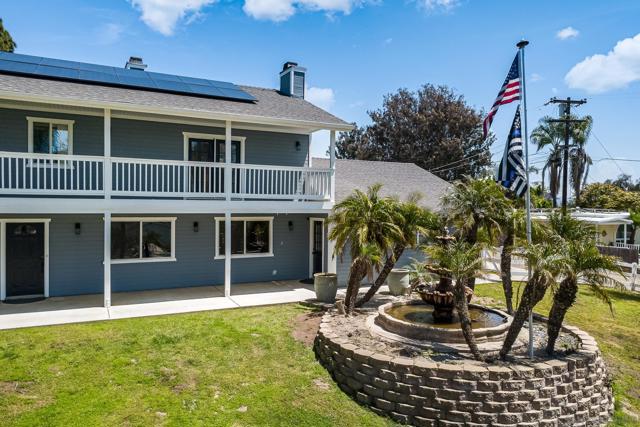 235 Loma Vista Pl, El Cajon CA: https://media.crmls.org/mediaz/2fa8aa9b-4136-446e-8187-9ce29c8cd6a7.jpg