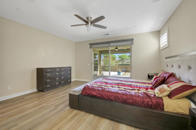 Image 17 of 37 For 80085 Canyon Club Court
