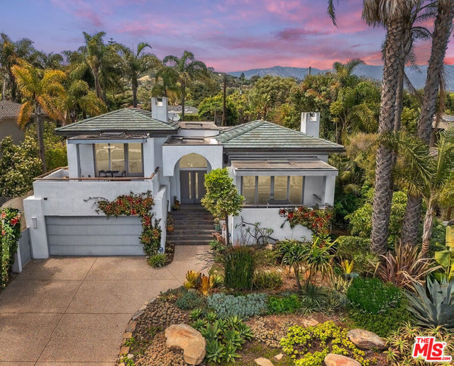 1312 Shoreline Drive, Santa Barbara CA: https://media.crmls.org/mediaz/2fab1bc5-4857-4ca7-9b43-200308600cf0.jpg