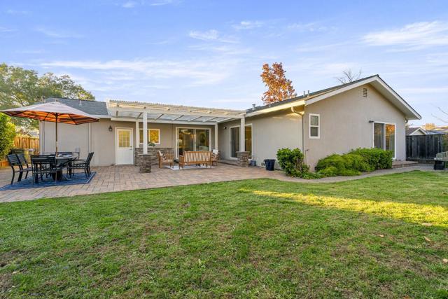 2741 Doverton Square, Mountain View CA: https://media.crmls.org/mediaz/2fad0ce0-259d-42f4-b356-44461e2561b7.jpg