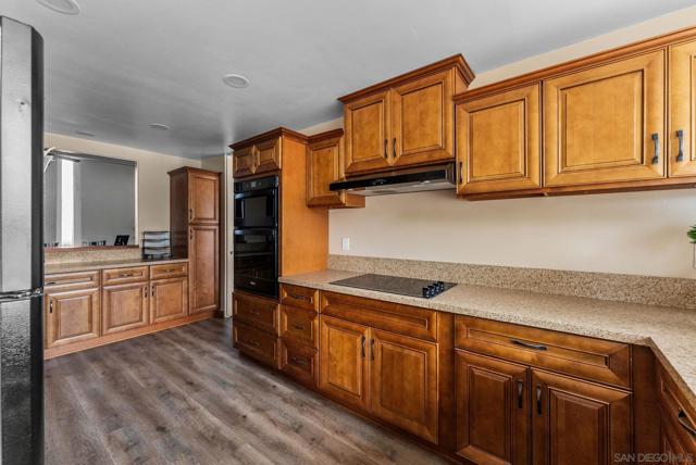 4186 Balboa Way, Clairemont Mesa CA: https://media.crmls.org/mediaz/2fad90a0-cc07-43b8-ba5a-0f660832f720.jpg