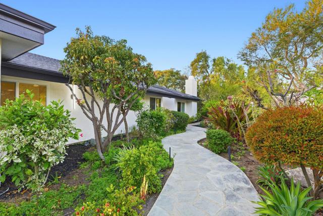 Detail Gallery Image 3 of 54 For 2830 Esturion Pl, Carlsbad,  CA 92009 - 4 Beds | 2/1 Baths