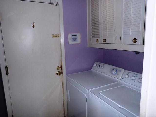 1955 Redwood Road, Hercules CA: https://media.crmls.org/mediaz/2fae5ba1-f197-4eb1-a4b3-6081a535a20f.jpg