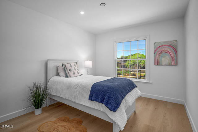 Detail Gallery Image 33 of 46 For 242 Redfield Ave Ave, Thousand Oaks,  CA 91320 - 4 Beds | 2/1 Baths