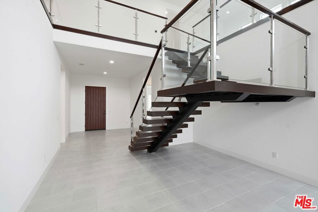 MLS #26652433 image #4