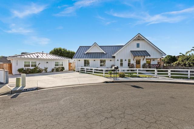 2103 Loquat Place, Oceanside CA: https://media.crmls.org/mediaz/2fb1790f-ea45-4fba-9034-68c9747fae5e.jpg