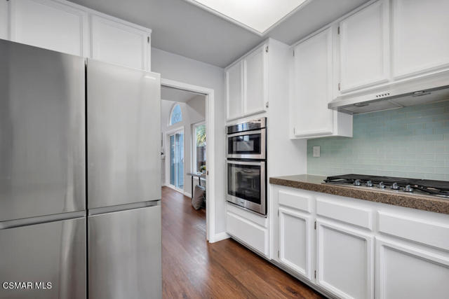 5092 Benedict Court, Oak Park CA: https://media.crmls.org/mediaz/2fb3cd3d-d7a2-496d-9d2e-d63e4f6bdba0.jpg