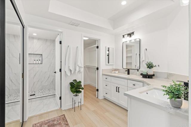 1259 La Casa Drive, San Marcos CA: https://media.crmls.org/mediaz/2fb43402-d987-4bb3-9d02-4ae9bebfd3ec.jpg