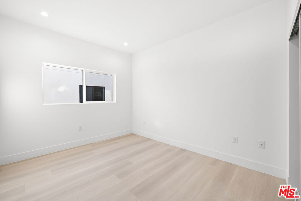 MLS #26857873 image #22