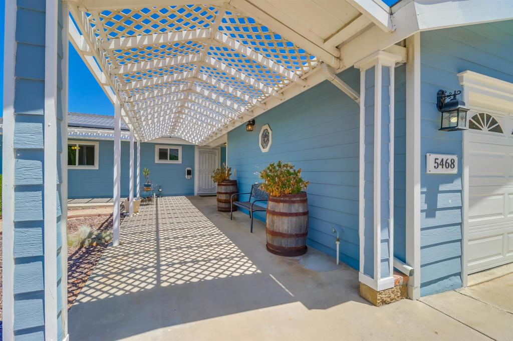 5468 Princess View Place - photo 4