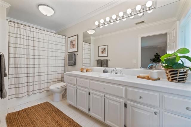 12 Colton Court, Redwood City CA: https://media.crmls.org/mediaz/2fb5a349-0b5b-4f51-a9f9-ce521fbe5910.jpg