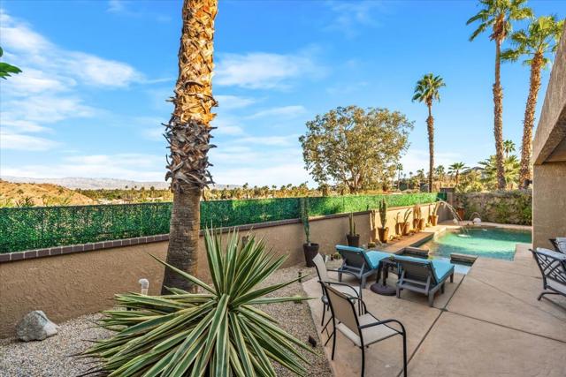 11 Vista Loma Drive, Rancho Mirage, CA 92270