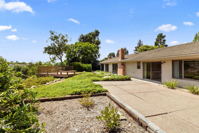 947 Camino Concordia, Camarillo CA: https://media.crmls.org/mediaz/2fb65f49-06fc-47d8-afda-608afb8de4bd.jpg