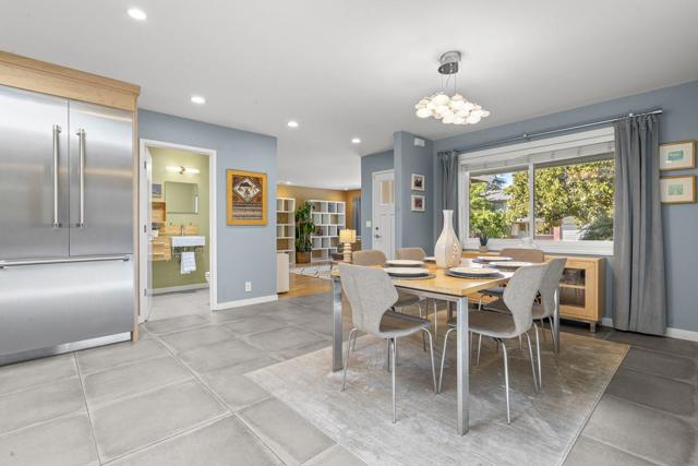 122 Belvale Drive, Los Gatos CA: https://media.crmls.org/mediaz/2fb68c6b-b3af-475e-8f5e-859013cc3990.jpg