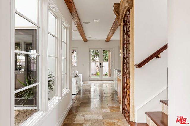 7320 Trask Avenue, Playa del Rey CA: https://media.crmls.org/mediaz/2fb68d26-f33d-4e3b-b4aa-e33849b75d74.jpg