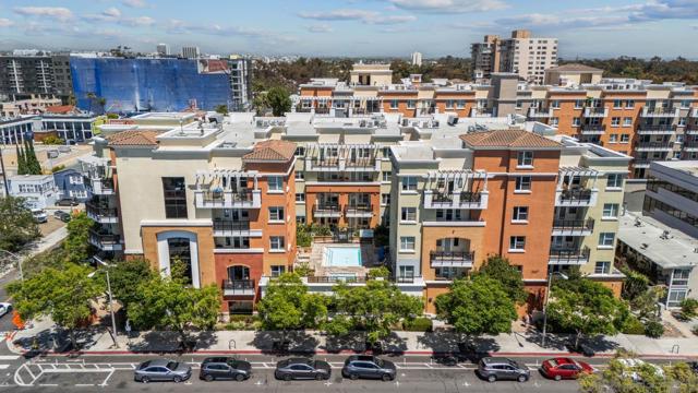 3687 4Th Ave, San Diego CA: https://media.crmls.org/mediaz/2fb76770-0d59-4757-9ead-b9d659b6675b.jpg