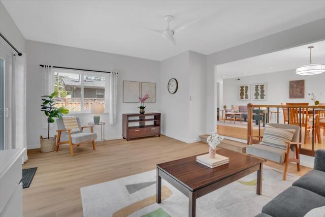1583 Mitchell Way, Redwood City CA: https://media.crmls.org/mediaz/2fb8207a-52ec-4b0f-893e-f89c0f825b70.jpg
