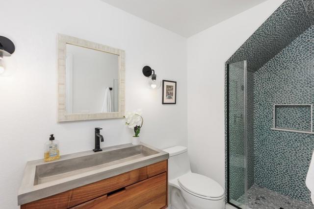 3453 Via Loma Vista, Escondido CA: https://media.crmls.org/mediaz/2fb83cea-f11c-40a9-bbba-903bf4874894.jpg
