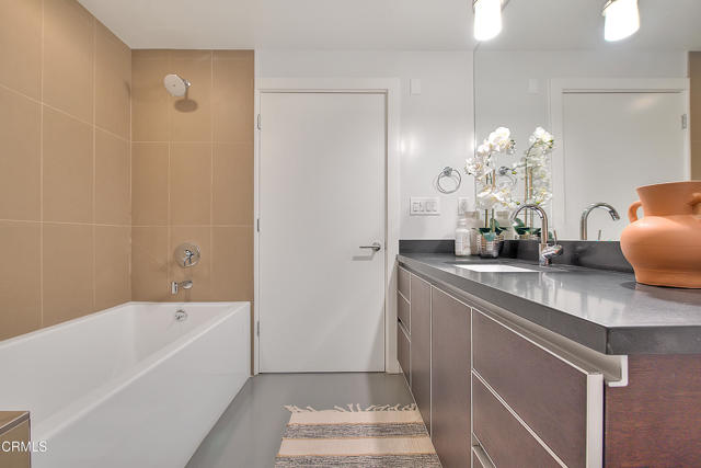 Detail Gallery Image 40 of 56 For 133 S Los Robles Ave #205,  Pasadena,  CA 91101 - 2 Beds | 2 Baths