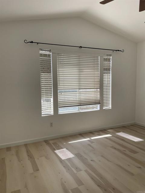 Detail Gallery Image 13 of 16 For 3618 Ruette De Ville, San Diego,  CA 92130 - 2 Beds | 2/1 Baths