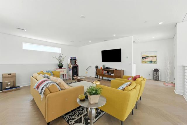 Detail Gallery Image 14 of 52 For 455 Palladium Bld, Palm Springs,  CA 92262 - 3 Beds | 3/1 Baths