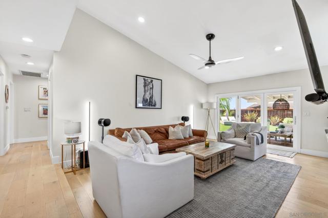 14224 Recuerdo Dr, San Diego CA: https://media.crmls.org/mediaz/2fb99392-f7bd-40b4-9f9b-e2b94fe357f6.jpg