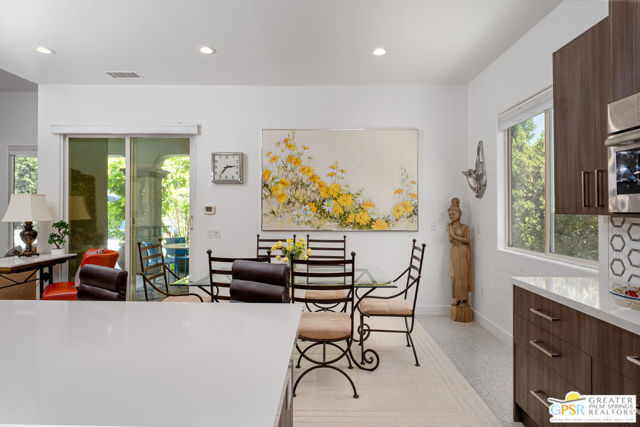 2160 N Hermosa Drive, Palm Springs CA: https://media.crmls.org/mediaz/2fbb3311-2f2e-4779-9457-cbc11ac2ee30.jpg
