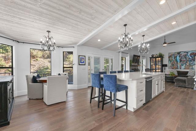 19950 Elfin Forest Ln, Escondido CA: https://media.crmls.org/mediaz/2fbb682f-39bf-47d9-b726-1b567a018884.jpg