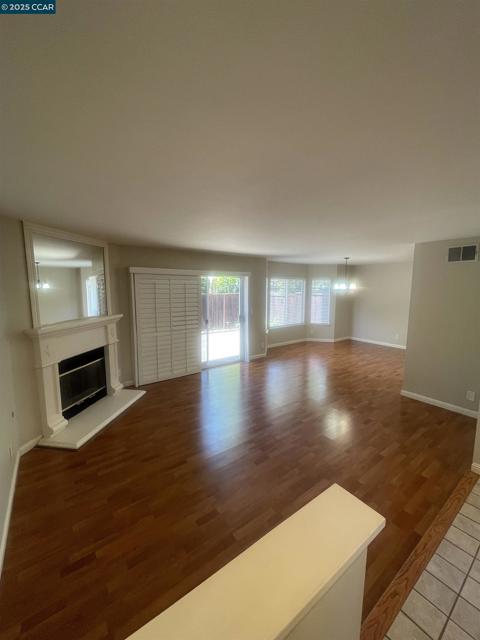 658 S Blackbrush Lane, San Ramon CA: https://media.crmls.org/mediaz/2fbbb390-4f86-40b7-b784-005815935f06.jpg