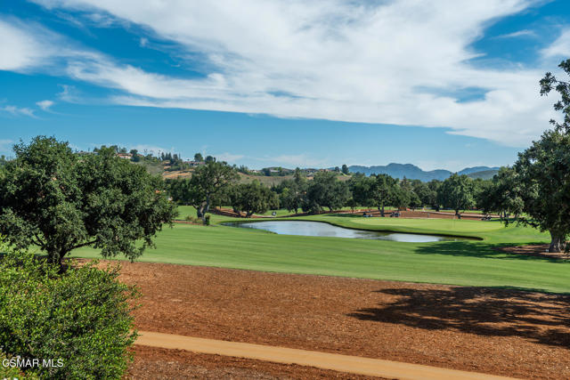 4498 Rayburn Street, Westlake Village CA: https://media.crmls.org/mediaz/2fbcc2e9-73f0-4861-ac49-2a7eccd7b2ce.jpg