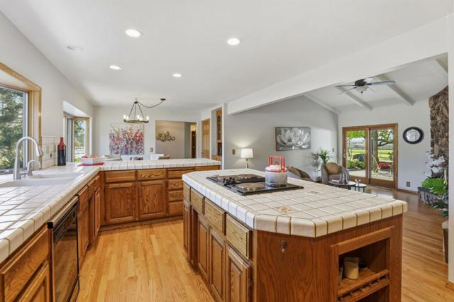 12101 Columbet Avenue, San Martin CA: https://media.crmls.org/mediaz/2fbcc409-c8dc-4aeb-96d0-e685203221e5.jpg