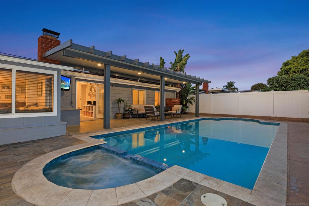 2884 Amulet St. - photo 4