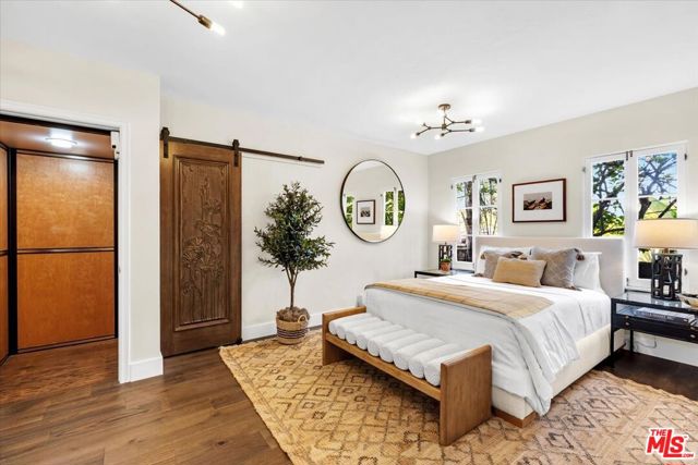 2276 La Granada Drive, Los Angeles CA: https://media.crmls.org/mediaz/2fbe6962-d70f-4f4b-9958-e43643fecccc.jpg