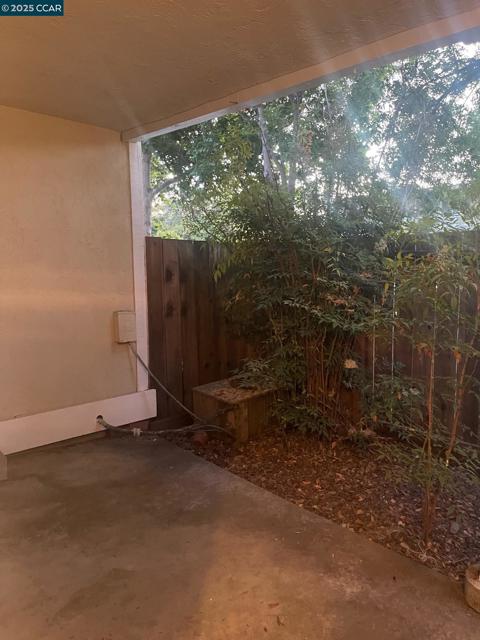 1140 Detroit Avenue, Concord CA: https://media.crmls.org/mediaz/2fbf9004-a447-422f-8cdb-c80922ed5750.jpg