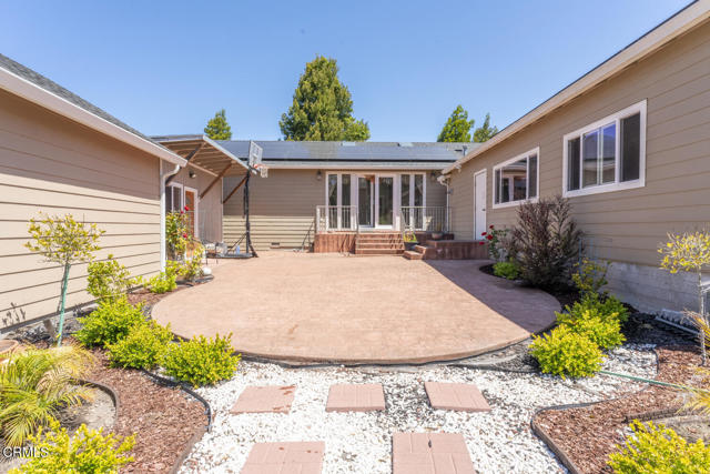 18900 Porterfield Lane, Fort Bragg CA: https://media.crmls.org/mediaz/2fc08038-9d7b-4924-a2f2-3483d6572b3b.jpg