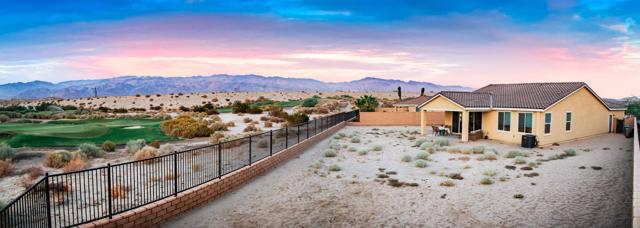 42695 Torno Place, Indio CA: https://media.crmls.org/mediaz/2fc21a33-ae4a-4767-81f8-077cdf7ebfd0.jpg