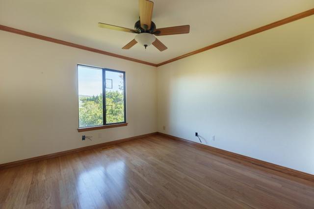 54 Corral De Tierra Road, Salinas CA: https://media.crmls.org/mediaz/2fc239a6-63be-44ea-8a17-2efe019c7a68.jpg
