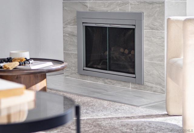 7325 Alicante Rd, Carlsbad CA: https://media.crmls.org/mediaz/2fc2d395-375c-4208-9970-a6071b251983.jpg