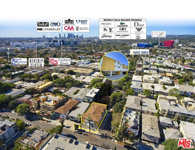 561 N Sweetzer Avenue, West Hollywood CA: https://media.crmls.org/mediaz/2fc34afc-bc4b-44a6-80da-d70153528b33.jpg