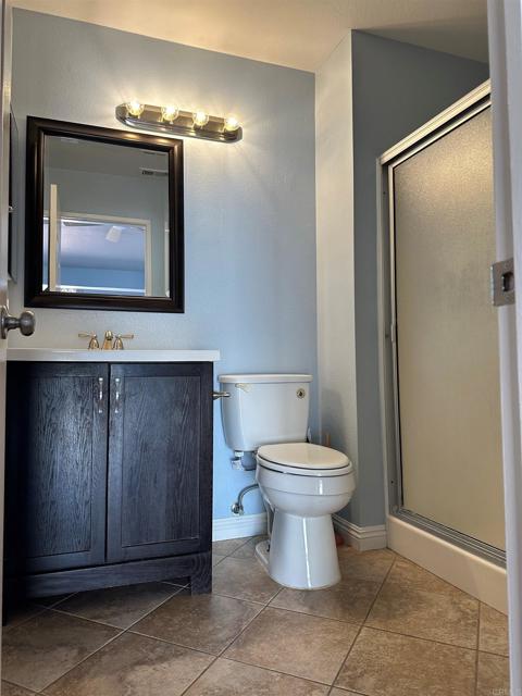 2860 Nantucket Lane, Carlsbad CA: https://media.crmls.org/mediaz/2fc356bf-0646-48e6-ad07-3e3eb9c42616.jpg