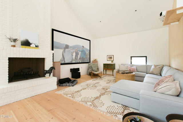 Detail Gallery Image 15 of 60 For 11100 Sulphur Mountain Rd, Ojai,  CA 93023 - 5 Beds | 4/1 Baths