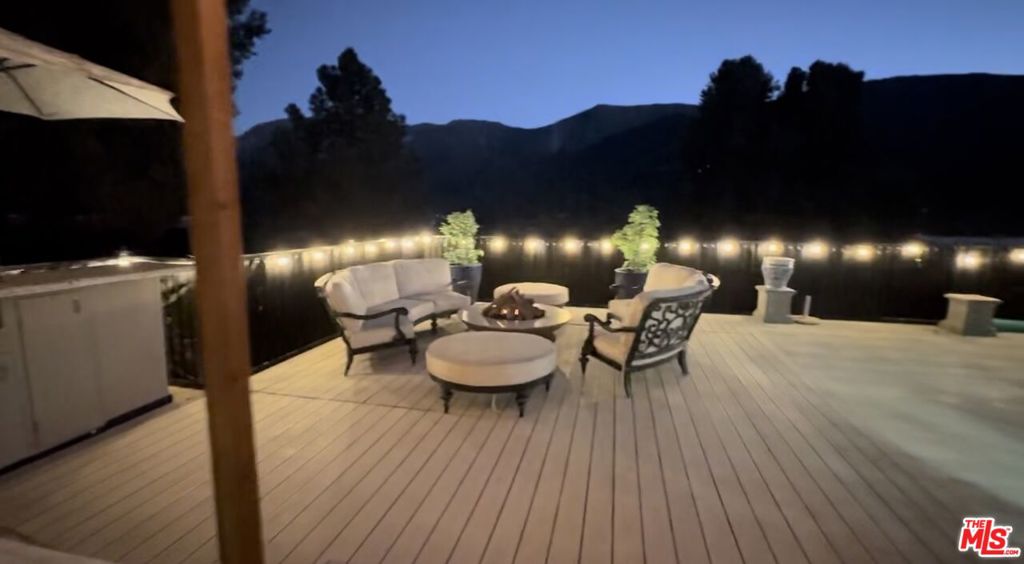 MLS #25495733 image #21